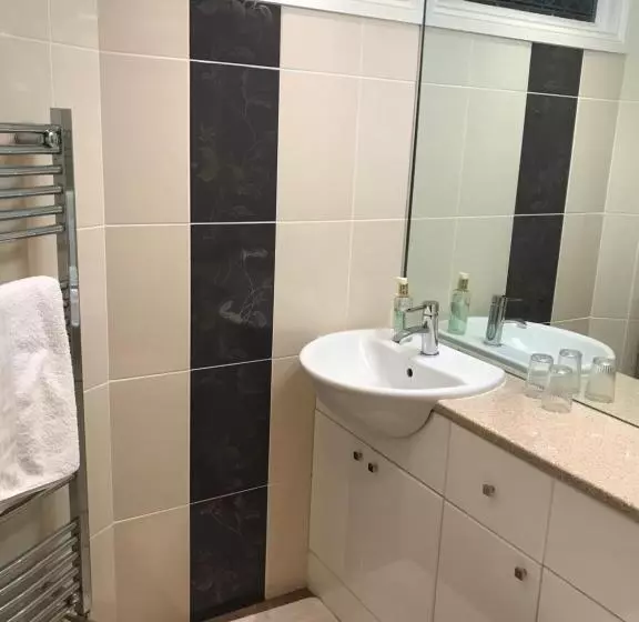 Bed and Breakfast Glenlyon Flat   Nec
