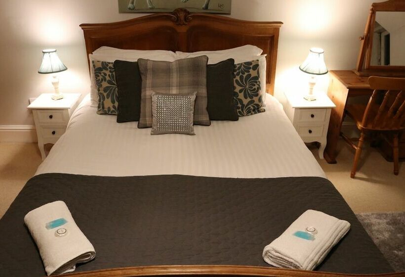 Gratton Grange Farm B&b