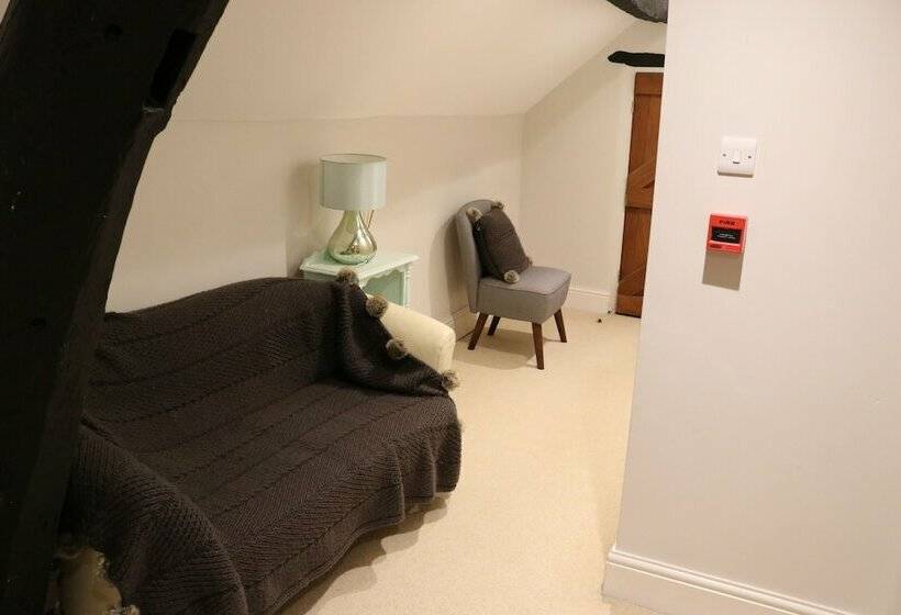 Gratton Grange Farm B&b