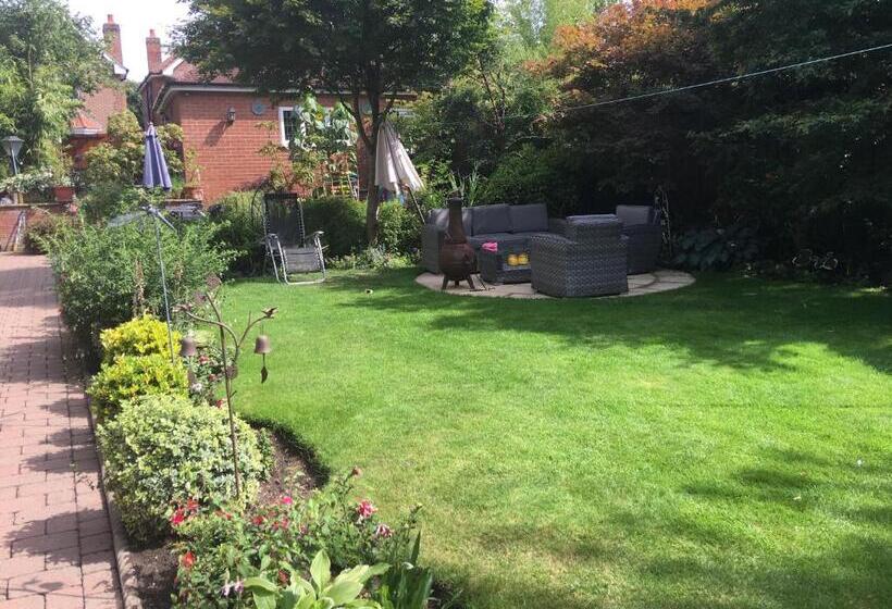 Grove House Bed & Breakfast