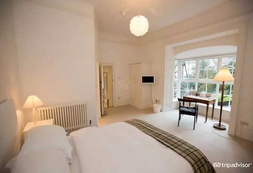 Hotelli Hillside