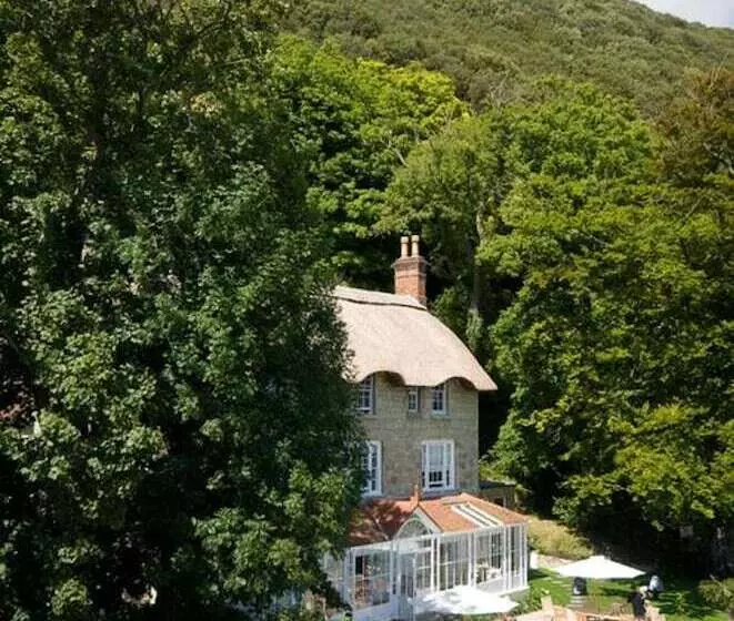 Hotelli Hillside