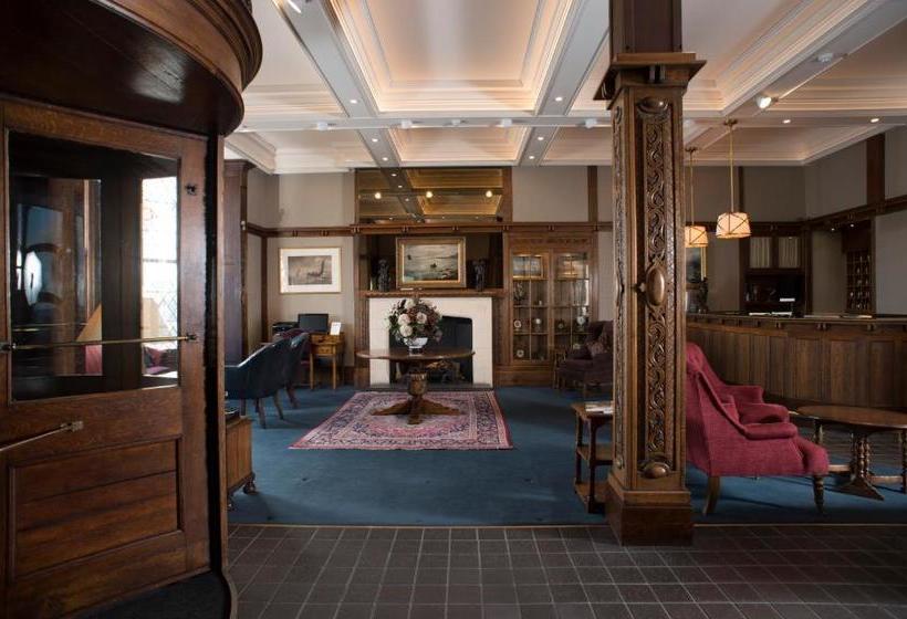 בית מלון כפרי Regency