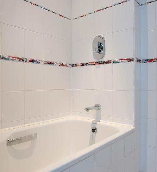 בית מלון כפרי Regency