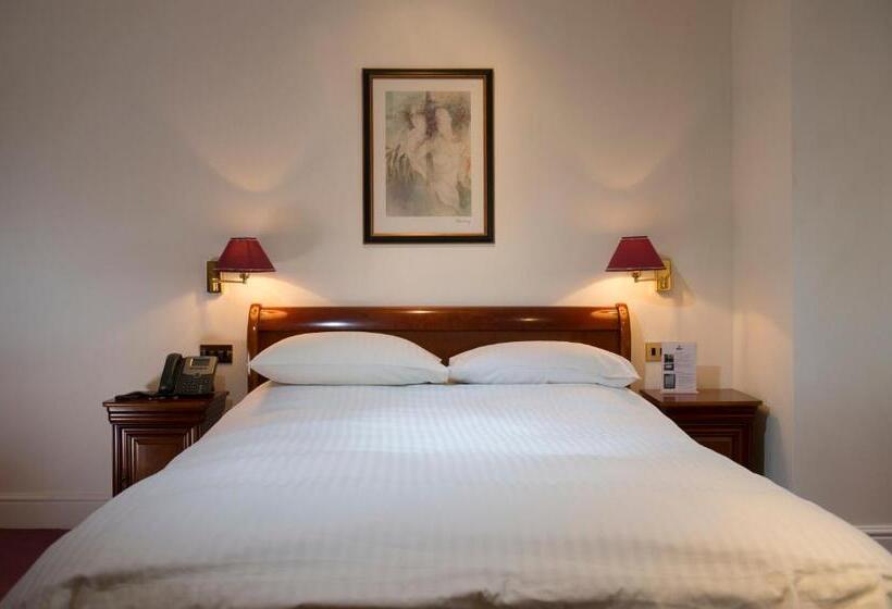 בית מלון כפרי Regency