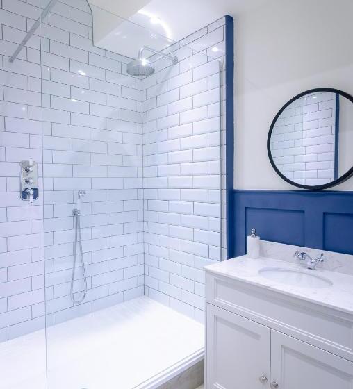 هتل The Alverbank