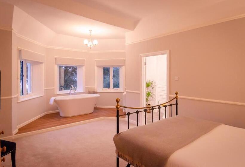 هتل The Alverbank