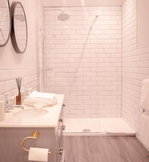 هتل The Alverbank