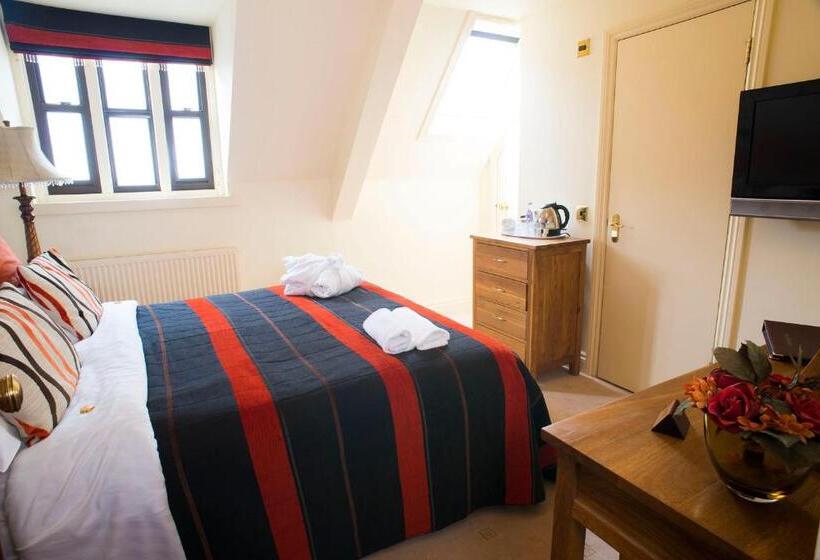 בית מלון כפרי The Angel