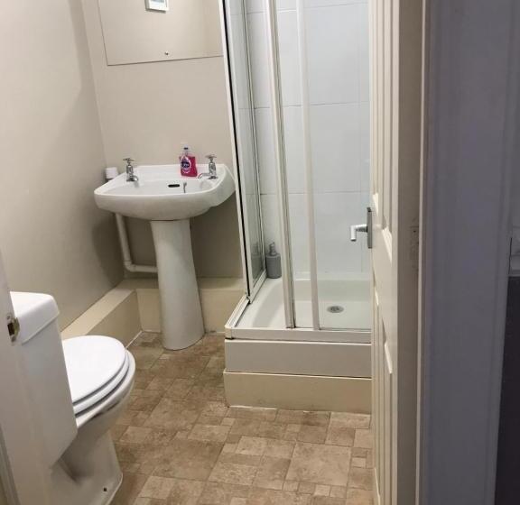 בית מלון כפרי The Banks Of Ury