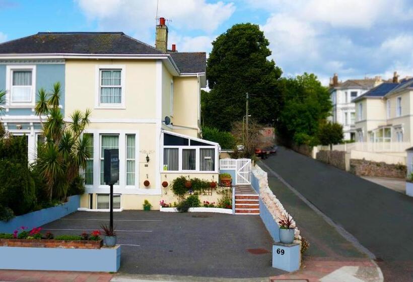Marmalade Bed & Breakfast