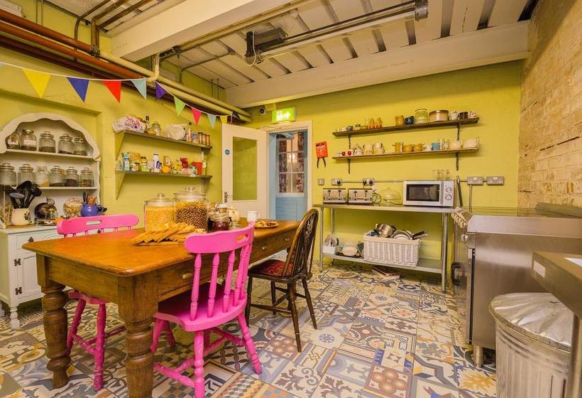 호스텔 Mrs Potts Backpackers