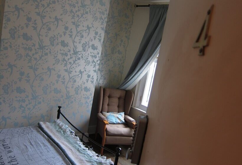 The Horse & Stables Hostel