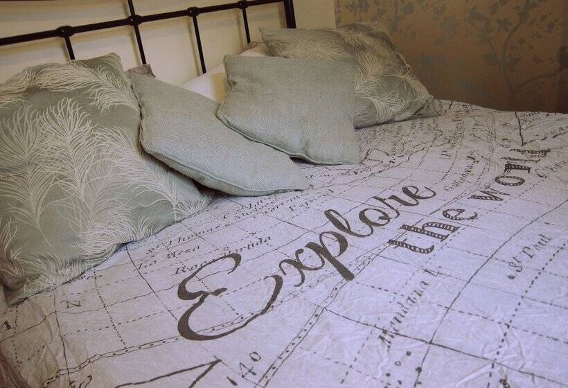 The Horse & Stables Hostel