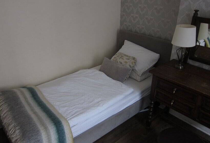 The Horse & Stables Hostel