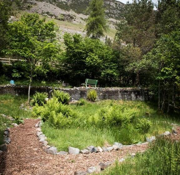 فندق صغير Yha Helvellyn