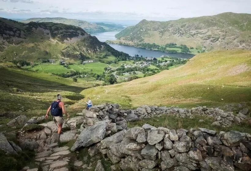 Retkeilymaja Yha Helvellyn