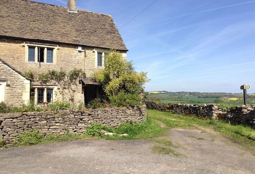 تختخواب و صبحانه 189 April Cottage