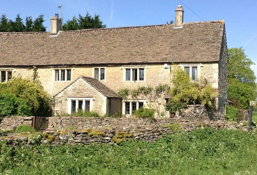 تختخواب و صبحانه 189 April Cottage