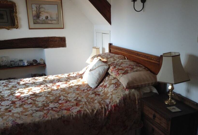 تختخواب و صبحانه 189 April Cottage