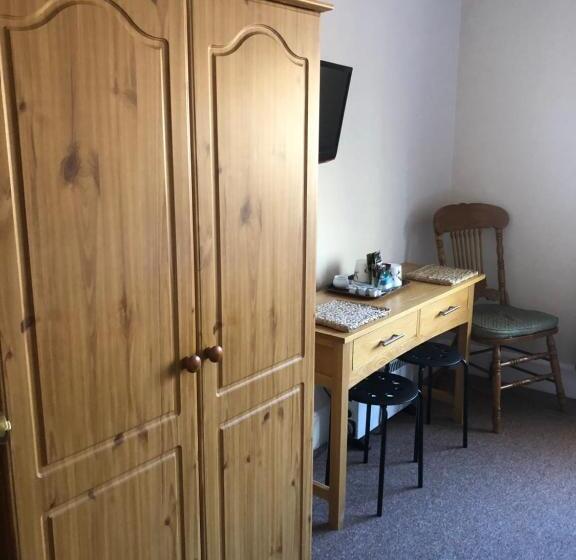 تختخواب و صبحانه Auplands En Suite Rooms