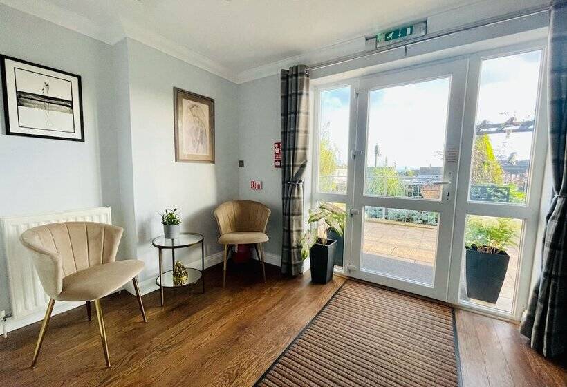 צימר Bojangles Guest House