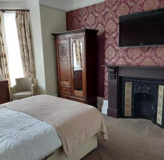 تختخواب و صبحانه Branstone Guest House