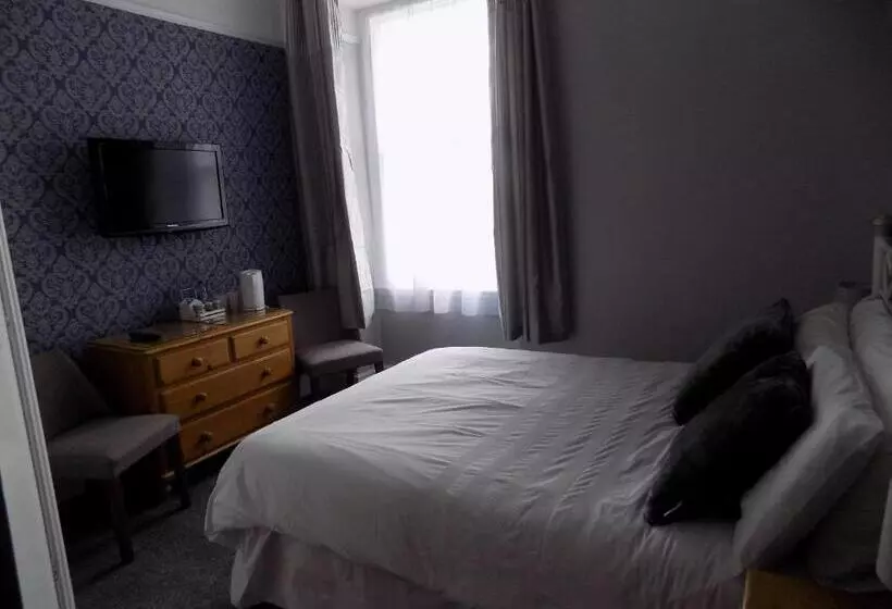 تختخواب و صبحانه Branstone Guest House