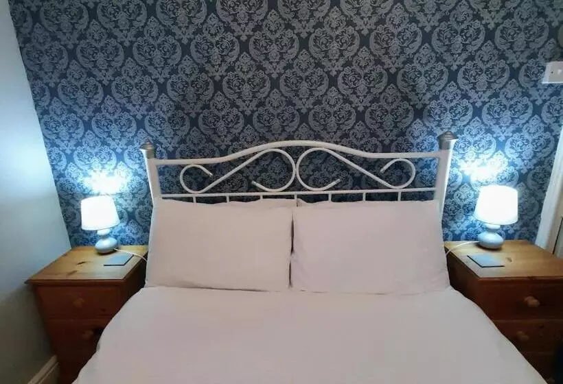 تختخواب و صبحانه Branstone Guest House
