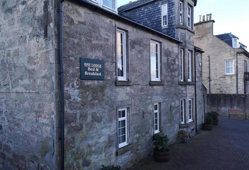 تختخواب و صبحانه Hay Lodge