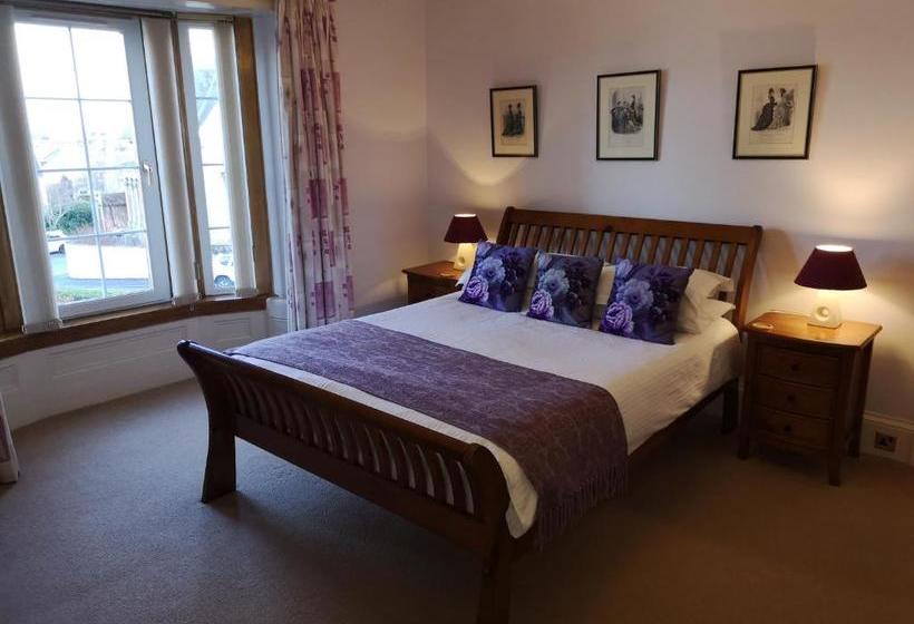 تختخواب و صبحانه Hay Lodge