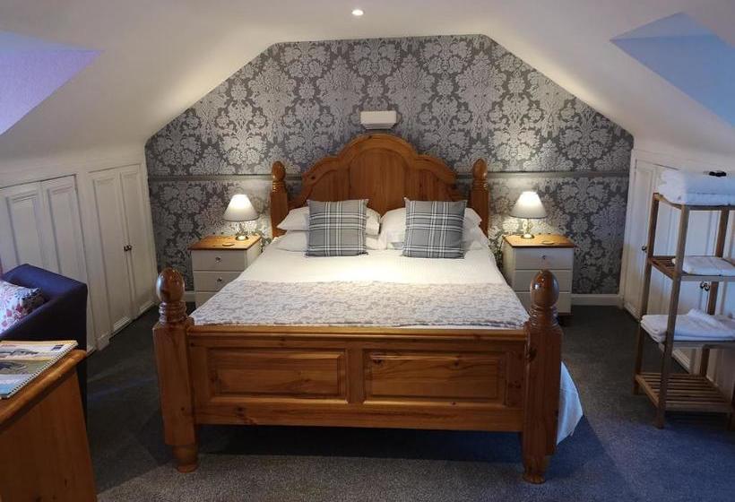 تختخواب و صبحانه Hay Lodge