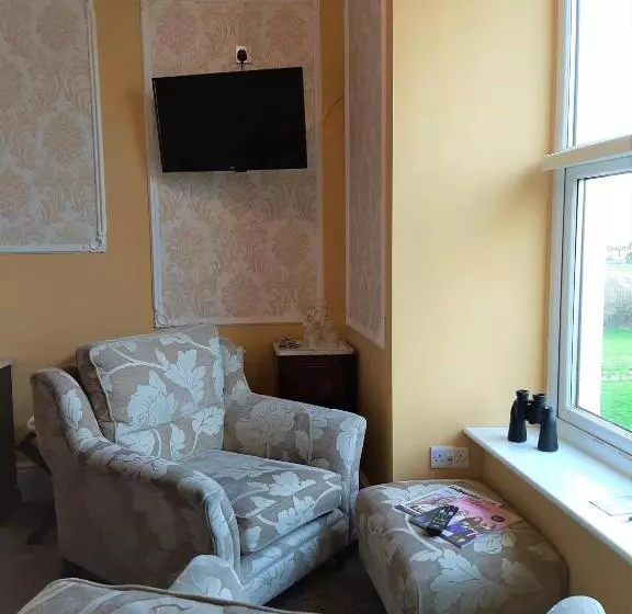 تختخواب و صبحانه Min Y Don Guest House