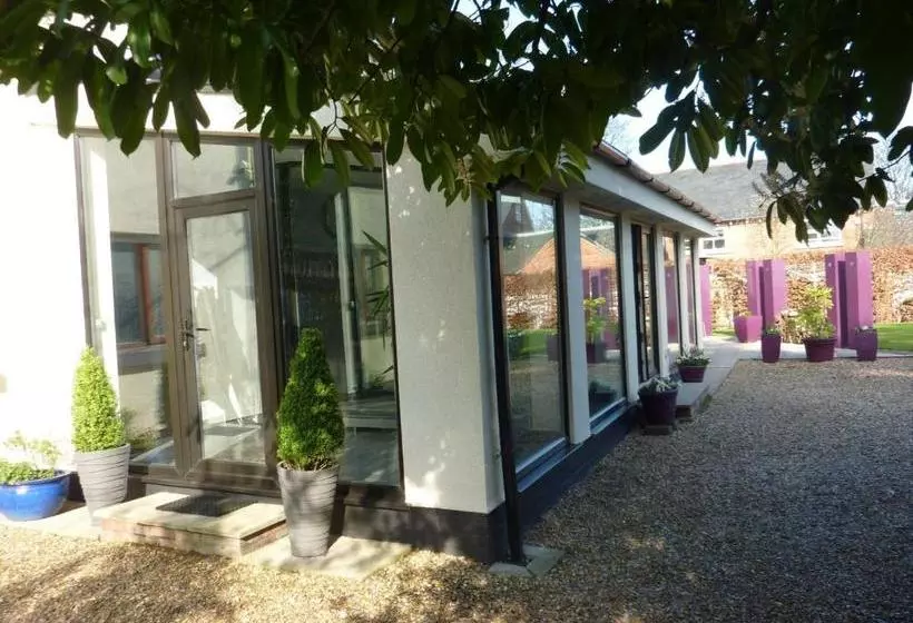 Aamiaismajoitus (B&B) Rectory Cottage