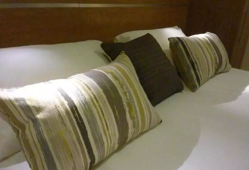 Aamiaismajoitus (B&B) Rectory Cottage