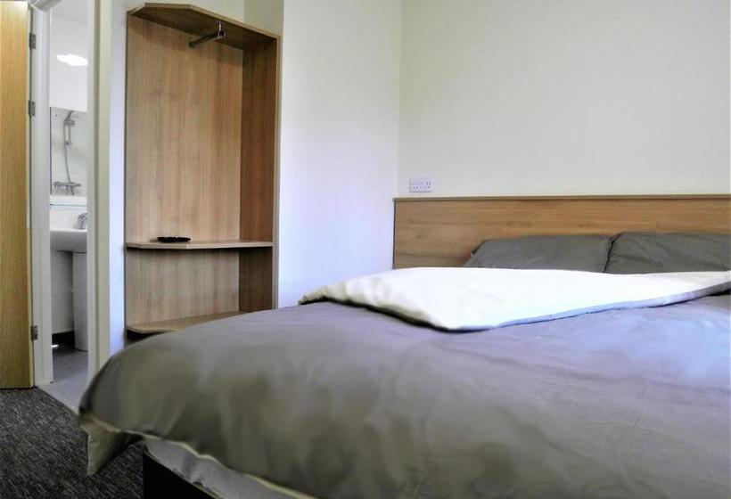 مبيت وإفطار The Stop   Hollies Truckstop Café