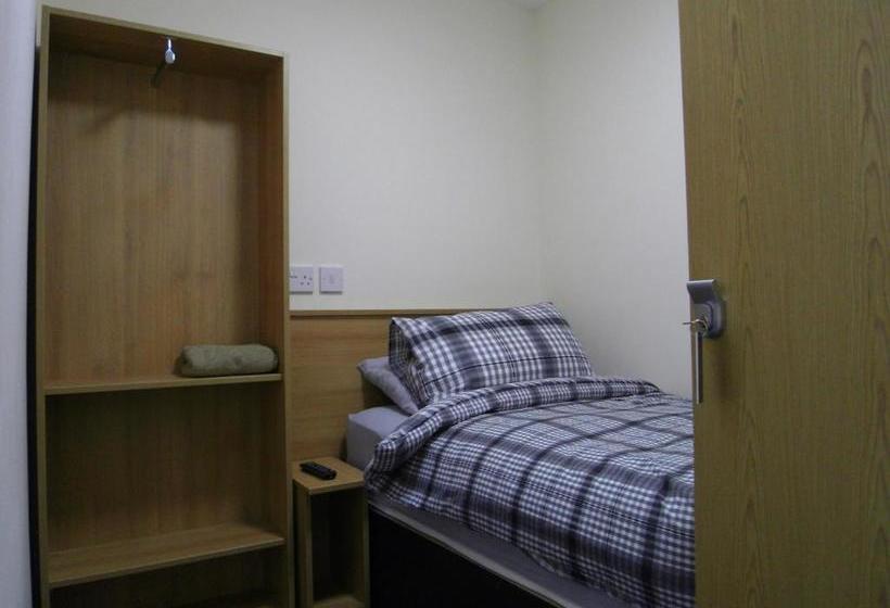 مبيت وإفطار The Stop   Hollies Truckstop Café