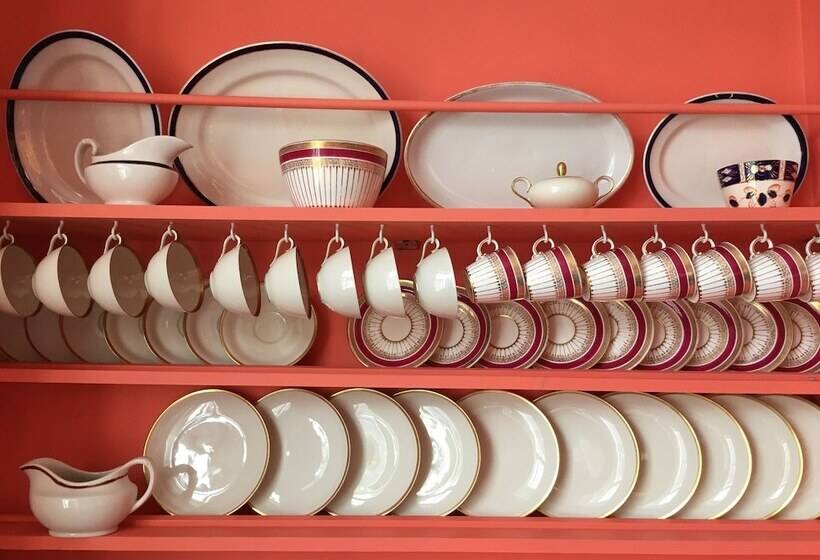 Bed and Breakfast Square Tree House