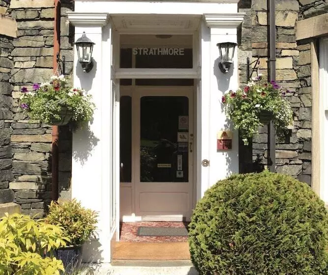 ベッドアンドブレックファースト Strathmore Guest House