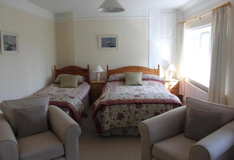 مبيت وإفطار The Manor House