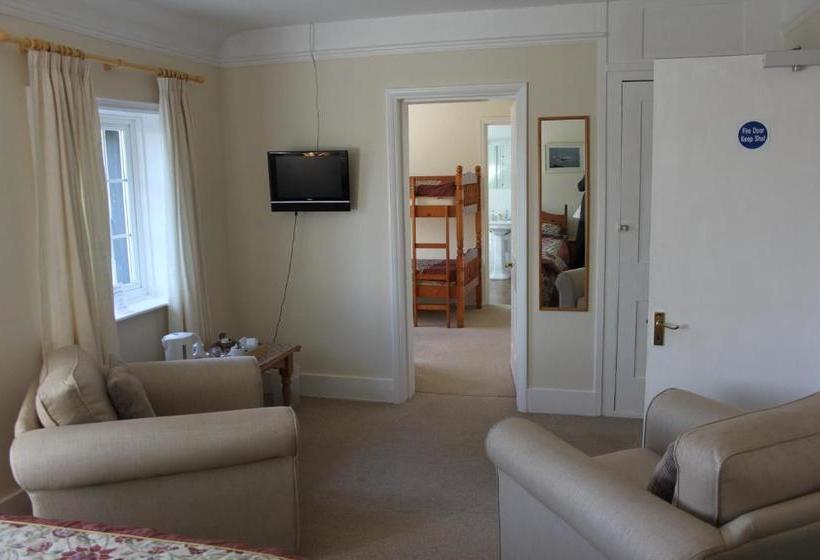 مبيت وإفطار The Manor House