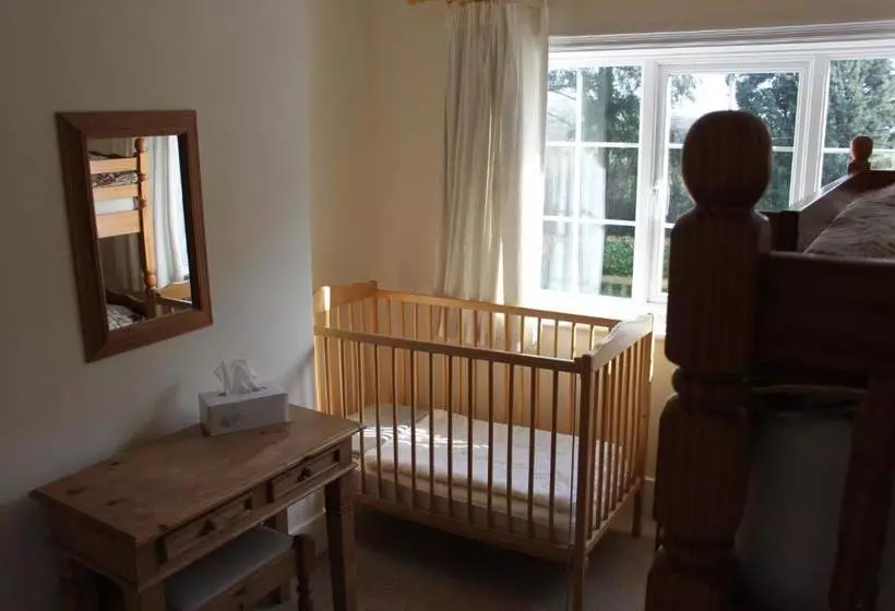 ベッドアンドブレックファースト The Manor House