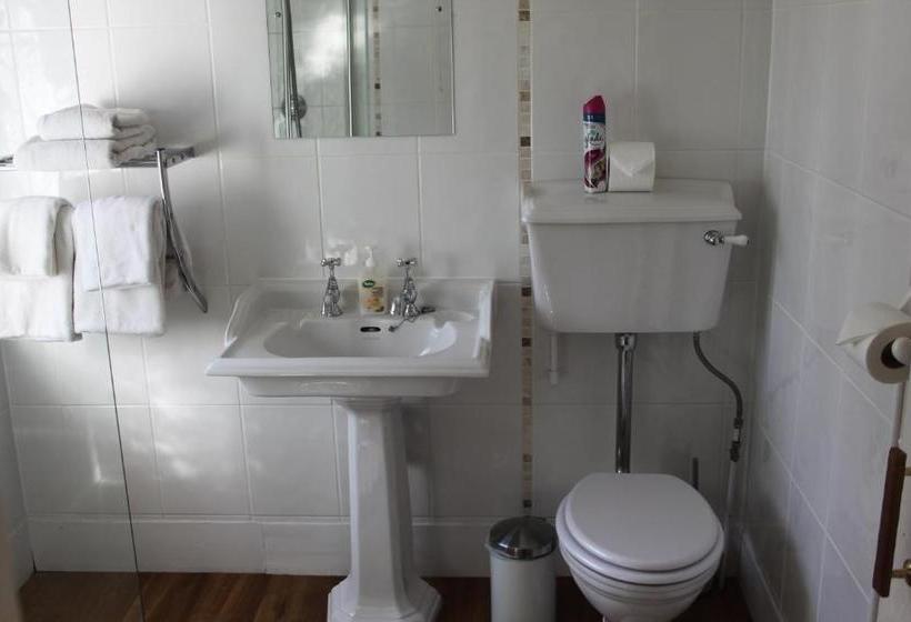 مبيت وإفطار The Manor House