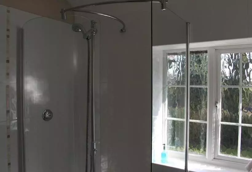 ベッドアンドブレックファースト The Manor House