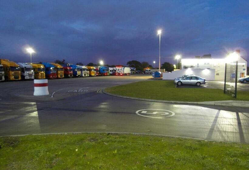 مبيت وإفطار The Stop   Hollies Truckstop Café