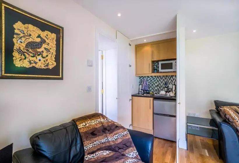 Aamiaismajoitus (B&B) Westwood Guest House