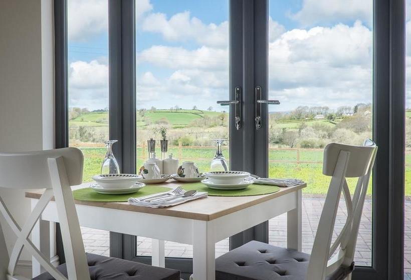 צימר Canaston Oaks