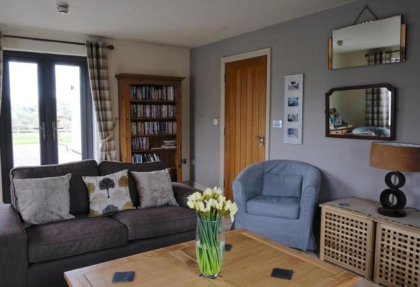 צימר Canaston Oaks