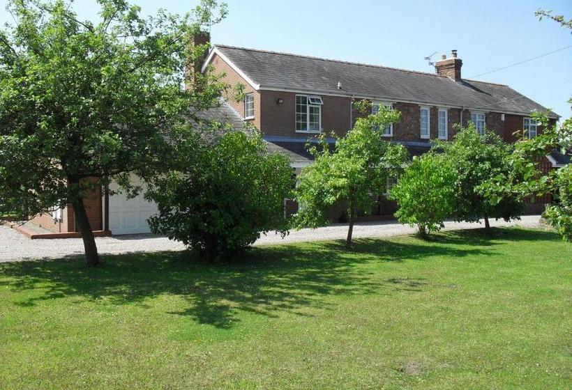 Fernlea Cottage Bed And Breakfast