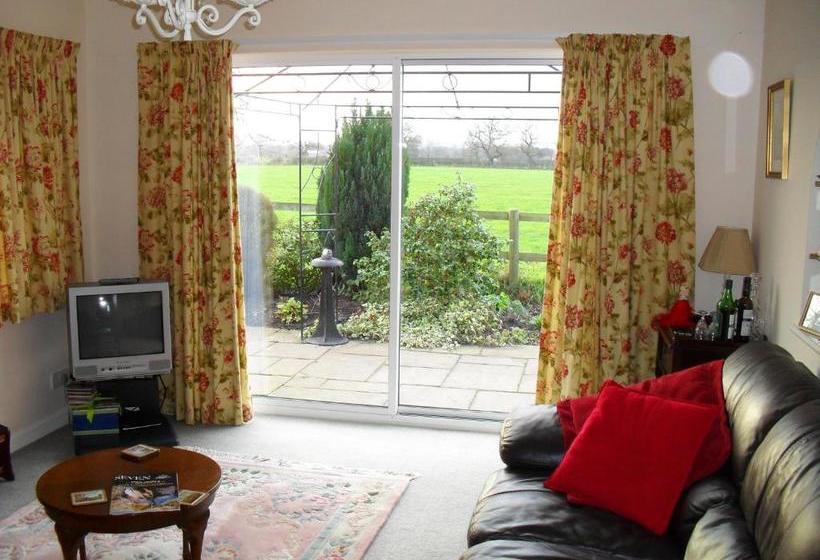 Fernlea Cottage Bed And Breakfast